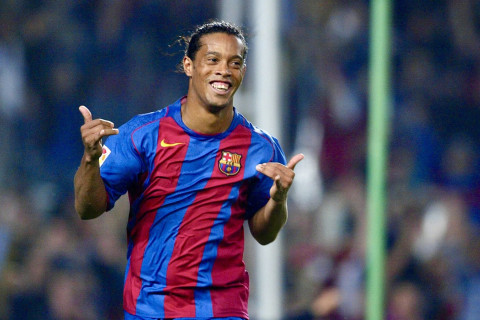 “Barselona”da Ronaldinyo rüzgarı - FOTO