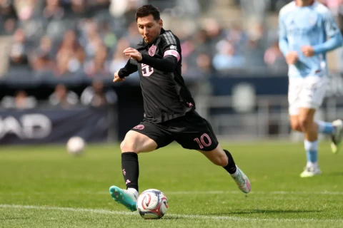 Messi karyerasının 901-ci qolunu vurdu - VİDEO