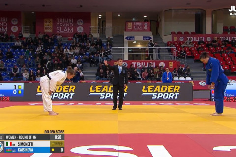 Madina Kaisinova Tbilisidə mübarizəni dayandırdı - YENİLƏNİB