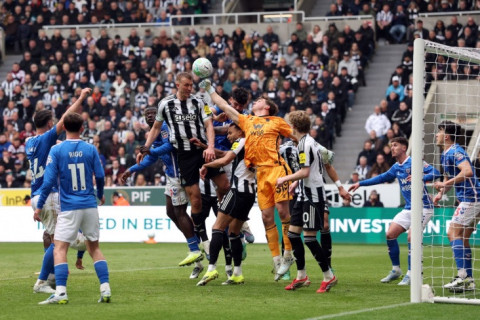 Premyerliqa: “Sanderlend” 90-cı dəqiqədə “Nyukasl”ı çökdürdü