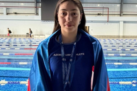 Azərbaycan üzgüçüləri Gürcüstandakı beynəlxalq yarışda 47 medal qazanıblar