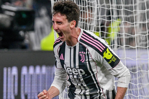 "Барселона" нацелилась на защитника "Ювентуса"