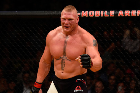 Brok Lesnar məşhur döyməsinin tarixçəsini danışıb