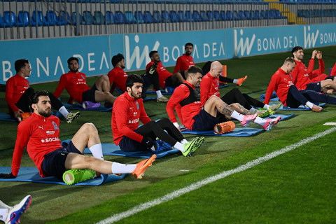 Подопечные Айхана Аббасова провели тренировку в преддверии матча со сборной Сент-Люсии - ФОТО