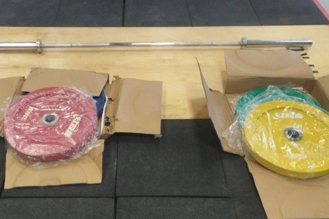 İdman məktəblərinə dəstək: AAF bölgələrə avadanlıq göndərdi