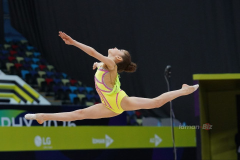 Azerbaijan rhythmic gymnastics championships under way in Baku - PHOTO