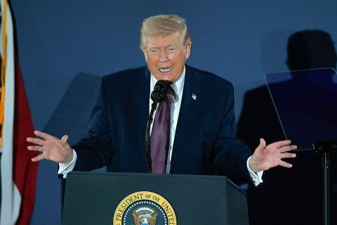 Donald Trampdan səs-küylü bəyanat