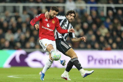 Бруну Фернандеш поддержал переход Тонали в "Манчестер Юнайтед"