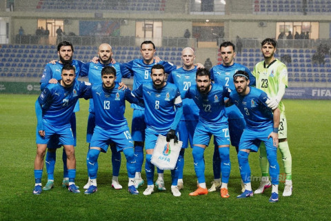 Сборная Азербайджана по футболу одержала историческую победу