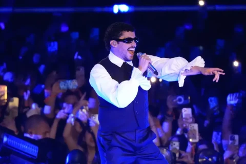 Donald Trampı qəzəbləndirən müğənni DÇ-2026-nın açılışında çıxış edəcək