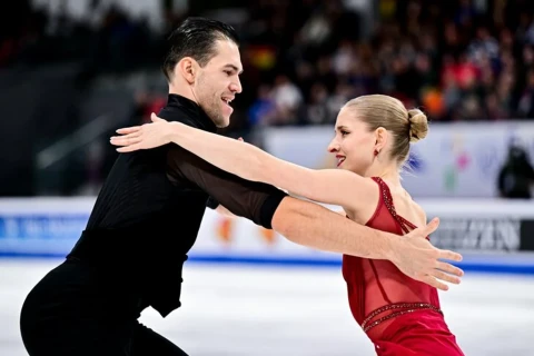 Немецкие фигуристы выиграли "золото" чемпионата мира