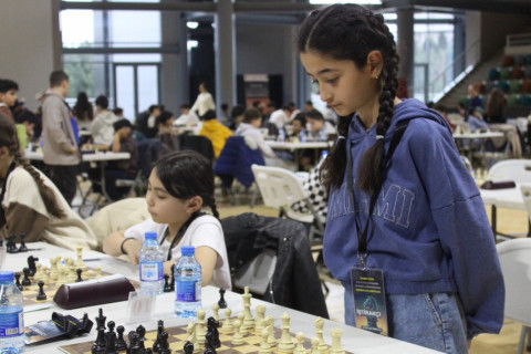 Gəncədə şahmat üzrə Azərbaycan çempionatının final mərhələsi keçirilir - FOTO