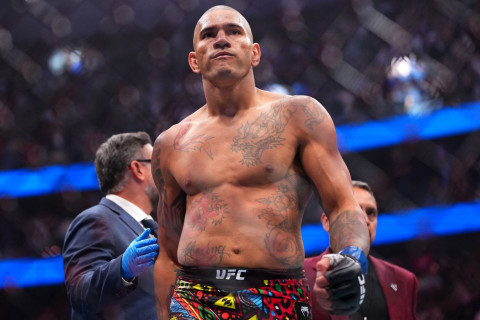 Aleks Pereyra UFC-də ən çox qazanan döyüşçü olub