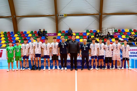 Voleybolda regionların zəfəri: “Turan” və “Naxçıvan” ölkə çempionu oldu - FOTO