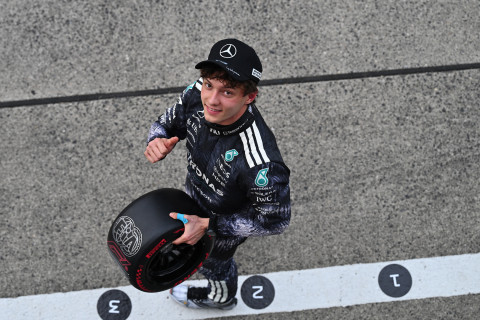 Corc Rassellin “Mersedes” kabusu: “Bütün ağrıları mən çəkirəm”