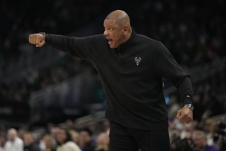 Стали известны баскетболисты, которые будут введены в Зал славы Нейсмита