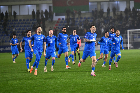 Azərbaycan millisinə “FIFA Series-2026”nın kuboku təqdim olunub