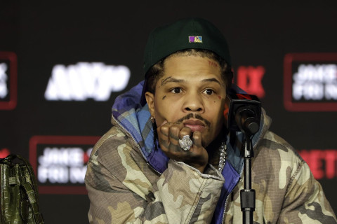 Cervonta Devis onu zorakılıqda ittiham edən qadına qarşı 20 milyon dollarlıq iddia qaldırıb