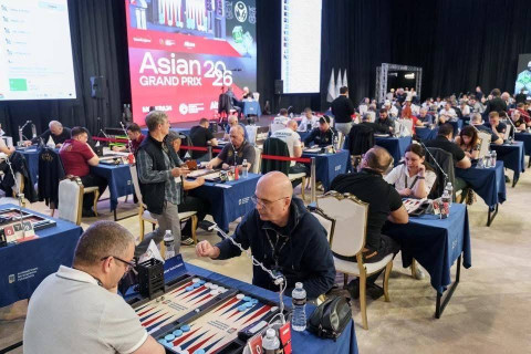 Azərbaycanın nərd ustası Daşkənddə qızıl medal qazandı