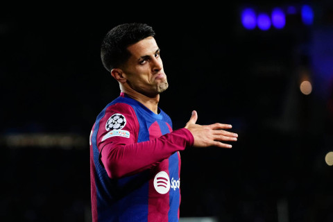 Защитник "Барселоны" может вернуться в "Бенфику"