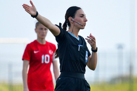 FIFA referisi Fəridə Lütfəliyeva üç oyuna təyinat alıb