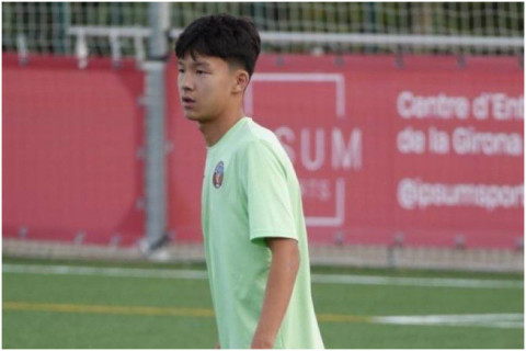 “Barselona” tarixində ilk qazax futbolçu