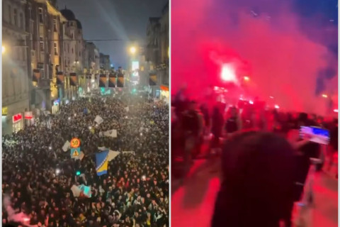 Bosniyada tarixi gecə: Ölkə səhərə qədər oyaq qaldı - VİDEO