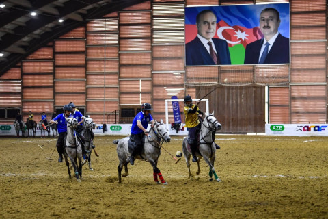 Peşəkar Çövkən Liqasının üçüncü turunun oyunları keçiriləcək - FOTO