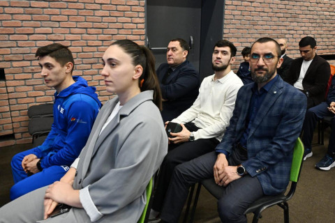 Fərid Qayıbov: “Bu ay idmançılarımız 40 qızıl, 35 gümüş və 43 bürünc medal qazanıblar” - FOTO