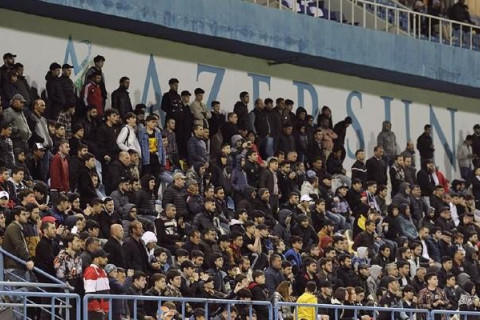 Premyer Liqada tribunaların kralı kimdir?