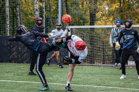 Qaydaları alt-üst edən qəddar idman: Polşada “Braveball” fırtınası əsir - FOTO/VİDEO