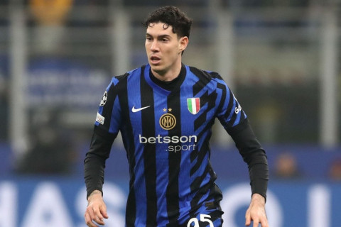 Рулевой "Барселоны" хочет видеть Алессандро Бастони в своей команде