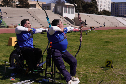 В Баку стартовал Кубок города по стрельбе из лука