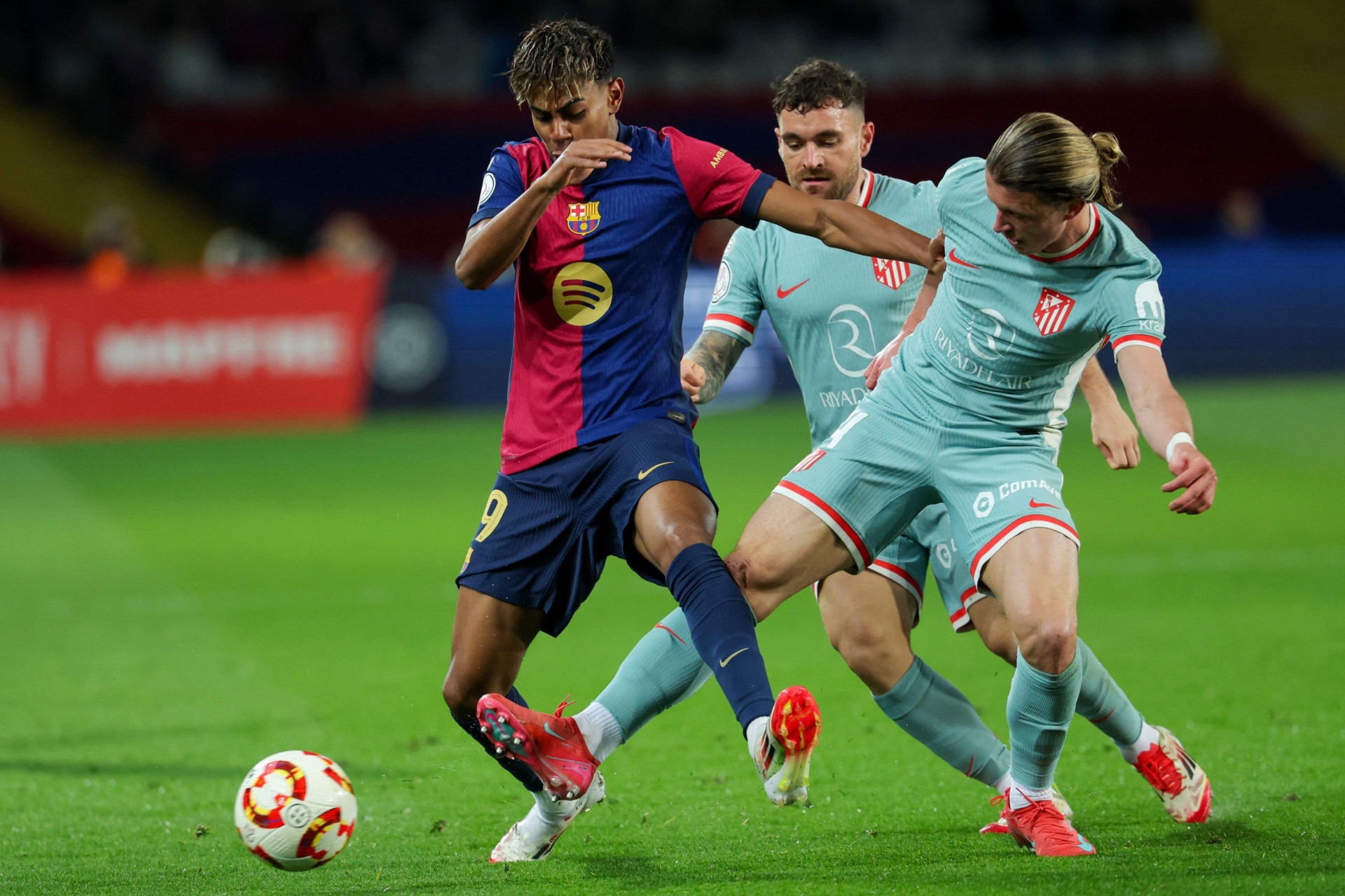 İspaniya La Liqası: Çempionlar Liqasının duelindən əvvəl “Atletiko” - “Barselona” qarşıdurması - İDMAN.BİZ-in İCMALI