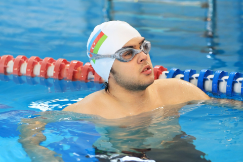 Üzgüçülükdə sosial layihə start götürdü - FOTO