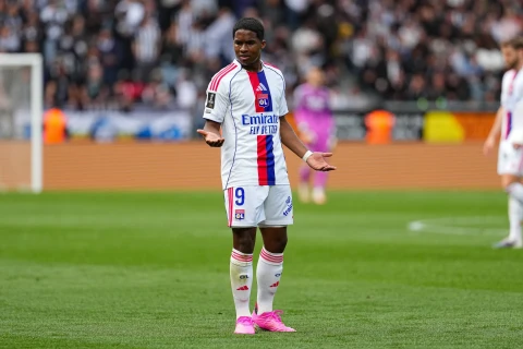 "Лион" сыграл вничью с "Анже" в матче Лиги 1