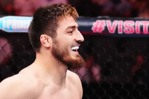 Яхьяев нацелился на титул UFC после уверенной победы