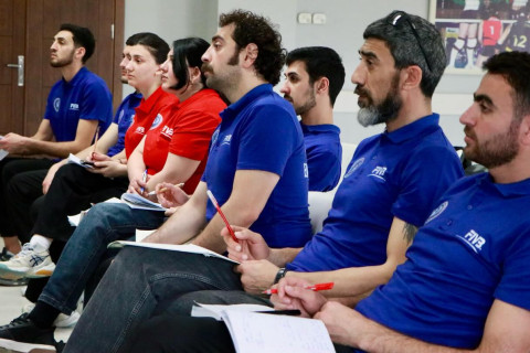 FIVB nümayəndəsi azərbaycanlı məşqçilərə kurs keçib