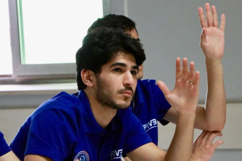 FIVB nümayəndəsi azərbaycanlı məşqçilərə kurs keçib