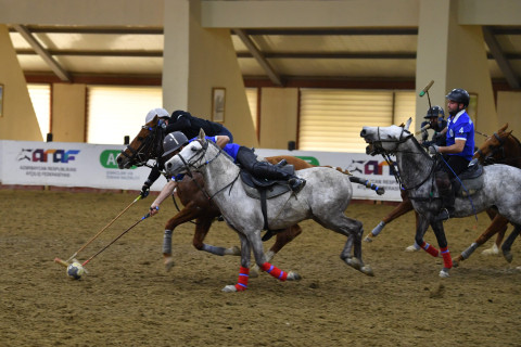 Peşəkar Çövkən Liqasında üçüncü turun oyunları başa çatıb - FOTO/VİDEO
