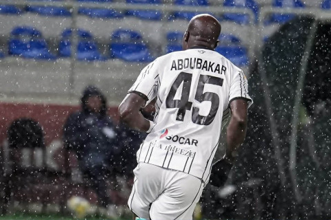 Vensan Abubakar: “Eyni ruhda davam etməliyik”