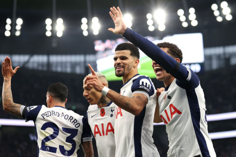 "Тоттенхэм" отказал реперу в выступлении на своем стадионе