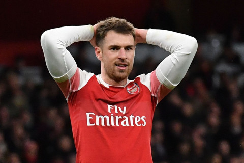 Aron Remzi karyerasını tbitirdi