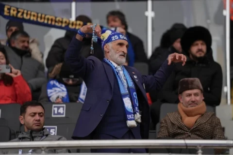 Xanımı çörək almağa göndərmişdi, səsi İstanbuldan gəldi - FOTO