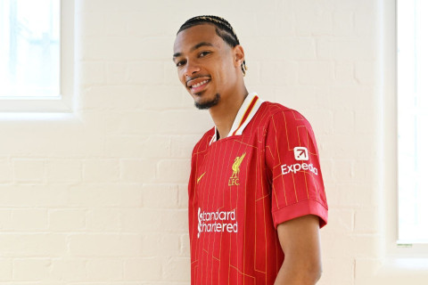 Luis Enrike Ekitikenin inkişafından danışıb