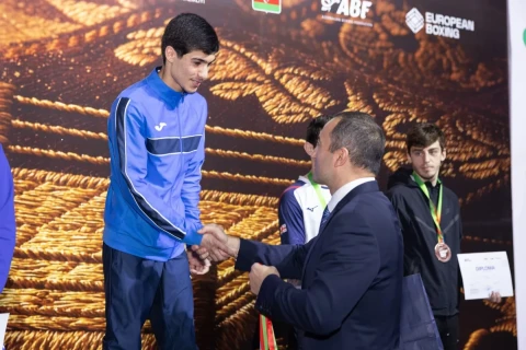 Zirvədən enmirlər: “Böyük İpək Yolu” turnirinin çempionları danışdı - FOTO