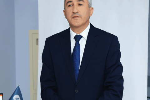 “Üzməyi Öyrənək” layihəsinin məşqçiləri üçün seminar başlanıb