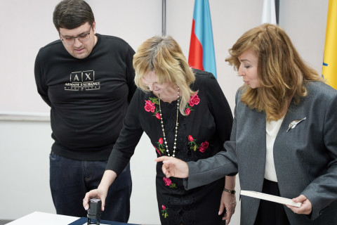 Anatoli Banişevskinin 80 illiyi münasibətilə poçt markaları buraxılıb - FOTO