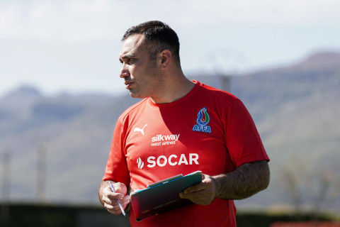 Futbol üzrə qadın millimiz İspaniyada hazırlıqlara başladı - FOTO