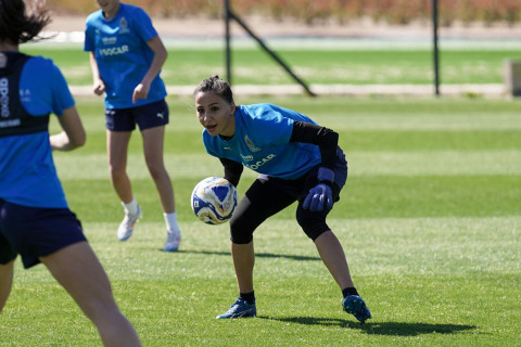 Futbol üzrə qadın millimiz İspaniyada hazırlıqlara başladı - FOTO